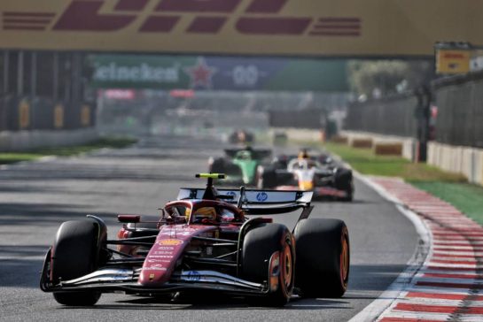 Lewis Hamilton (GBR) Ferrari SF-25.
26.10.2025. Formula 1 World Championship, Rd 20, Mexican Grand Prix, Mexico City, Mexico, Race Day.
- www.xpbimages.com, EMail: requests@xpbimages.com © Copyright: Batchelor / XPB Images