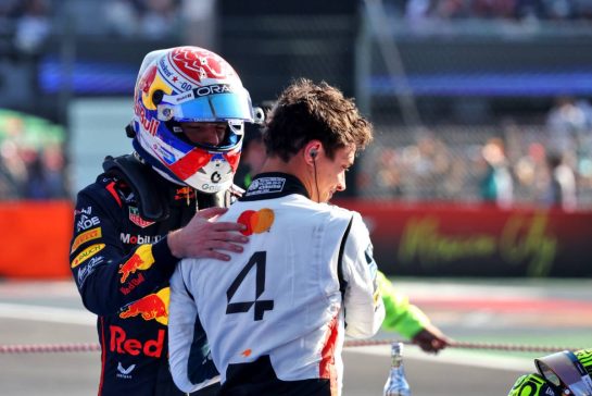 Race winner Lando Norris (GBR) McLaren (Right) celebrates with third placed Max Verstappen (NLD) Red Bull Racing in parc ferme.
26.10.2025. Formula 1 World Championship, Rd 20, Mexican Grand Prix, Mexico City, Mexico, Race Day.
- www.xpbimages.com, EMail: requests@xpbimages.com © Copyright: Bearne / XPB Images