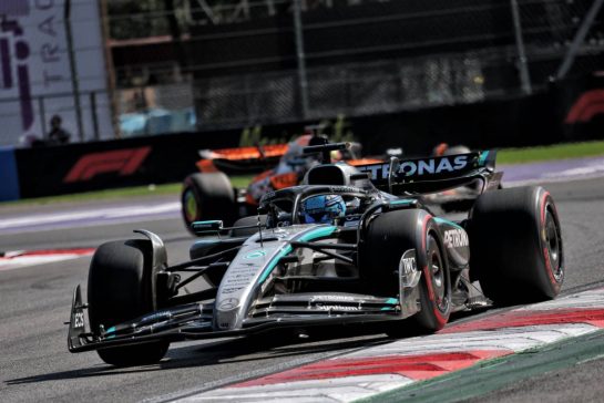 George Russell (GBR) Mercedes AMG F1 W16.
26.10.2025. Formula 1 World Championship, Rd 20, Mexican Grand Prix, Mexico City, Mexico, Race Day.
- www.xpbimages.com, EMail: requests@xpbimages.com © Copyright: Moy / XPB Images