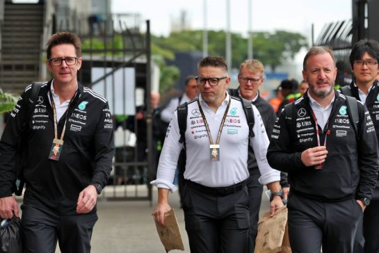 (L to R): Andrew Shovlin (GBR) Mercedes AMG F1 Trackside Engineering Director; Peter Bonnington (GBR) Mercedes AMG F1 Race Engineer; and Bradley Lord (GBR) Mercedes AMG F1 Communications Manager.
06.11.2025. Formula 1 World Championship, Rd 21, Brazilian Grand Prix, Sao Paulo, Brazil, Preparation Day.
- www.xpbimages.com, EMail: requests@xpbimages.com © Copyright: Rew / XPB Images