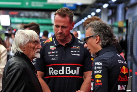 (L to R): Bernie Ecclestone (GBR) with Richard Wolverson (GBR) Red Bull Racing Head of Race Team Operations and Laurent Mekies (FRA) Red Bull Racing Team Principal and CEO.
06.11.2025. Formula 1 World Championship, Rd 21, Brazilian Grand Prix, Sao Paulo, Brazil, Preparation Day.
- www.xpbimages.com, EMail: requests@xpbimages.com © Copyright: Rew / XPB Images