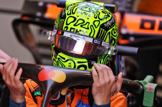 Lando Norris (GBR) McLaren MCL39.
07.11.2025. Formula 1 World Championship, Rd 21, Brazilian Grand Prix, Sao Paulo, Brazil, Sprint Qualifying Day.
- www.xpbimages.com, EMail: requests@xpbimages.com © Copyright: Batchelor / XPB Images