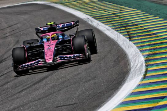Franco Colapinto (ARG) Alpine F1 Team A525.
07.11.2025. Formula 1 World Championship, Rd 21, Brazilian Grand Prix, Sao Paulo, Brazil, Sprint Qualifying Day.
- www.xpbimages.com, EMail: requests@xpbimages.com © Copyright: Charniaux / XPB Images