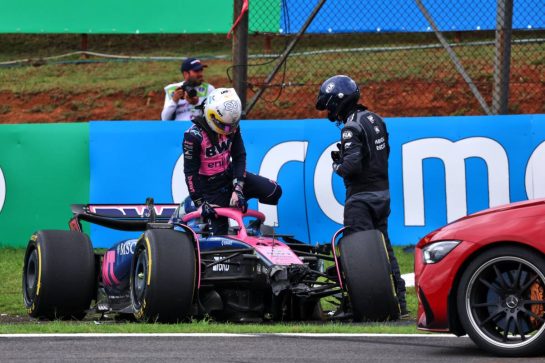 Franco Colapinto (ARG) Alpine F1 Team crashed out of the race.
08.11.2025. Formula 1 World Championship, Rd 21, Brazilian Grand Prix, Sao Paulo, Brazil, Sprint and Qualifying Day.
- www.xpbimages.com, EMail: requests@xpbimages.com © Copyright: Batchelor / XPB Images