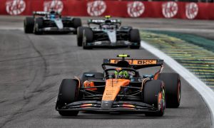 São Paulo GP: Norris wins disrupted Sprint as Piastri crashes