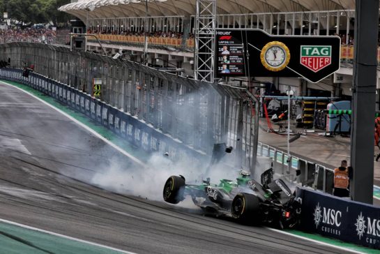 Gabriel Bortoleto (BRA) Sauber C45 crashed out of the race.
08.11.2025. Formula 1 World Championship, Rd 21, Brazilian Grand Prix, Sao Paulo, Brazil, Sprint and Qualifying Day.
- www.xpbimages.com, EMail: requests@xpbimages.com © Copyright: Charniaux / XPB Images