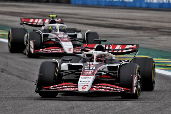 Esteban Ocon (FRA) Haas VF-25.
08.11.2025. Formula 1 World Championship, Rd 21, Brazilian Grand Prix, Sao Paulo, Brazil, Sprint and Qualifying Day.
- www.xpbimages.com, EMail: requests@xpbimages.com © Copyright: Rew / XPB Images
