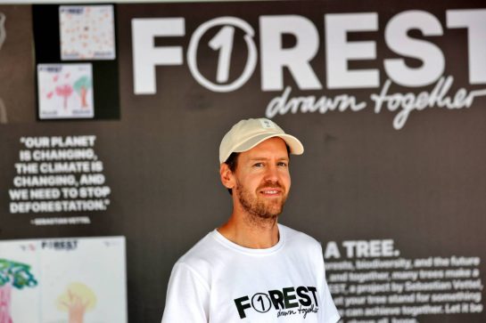 Sebastian Vettel (GER) promoting F1REST.
09.11.2025. Formula 1 World Championship, Rd 21, Brazilian Grand Prix, Sao Paulo, Brazil, Race Day.
- www.xpbimages.com, EMail: requests@xpbimages.com © Copyright: Charniaux / XPB Images