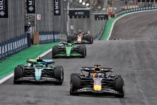 Max Verstappen (NLD) Red Bull Racing RB21.
09.11.2025. Formula 1 World Championship, Rd 21, Brazilian Grand Prix, Sao Paulo, Brazil, Race Day.
- www.xpbimages.com, EMail: requests@xpbimages.com © Copyright: Charniaux / XPB Images
