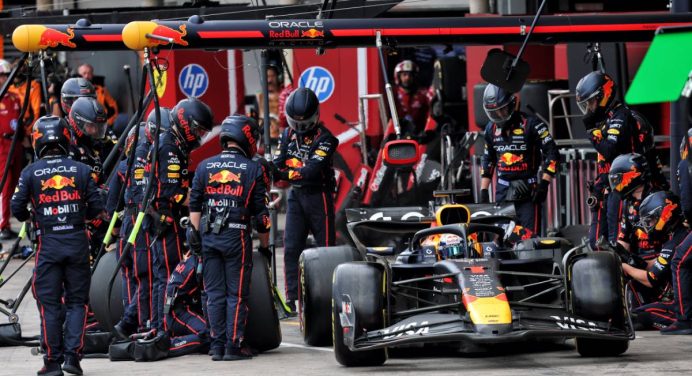 Red Bull justify decision to pit Verstappen from São Paulo GP lead
