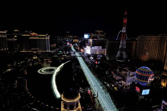 Fernando Alonso (ESP) Aston Martin F1 Team AMR25.
20.11.2025. Formula 1 World Championship, Rd 22, Las Vegas Grand Prix, Las Vegas, Nevada, USA, Practice Day
- www.xpbimages.com, EMail: requests@xpbimages.com © Copyright: Moy / XPB Images