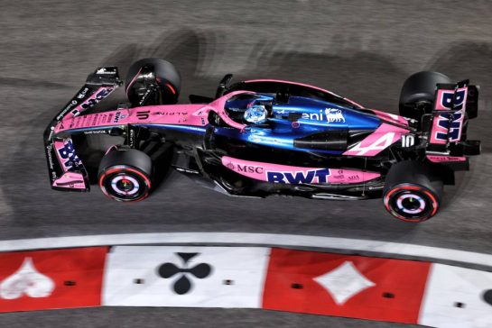 Pierre Gasly (FRA) Alpine F1 Team A525.
20.11.2025. Formula 1 World Championship, Rd 22, Las Vegas Grand Prix, Las Vegas, Nevada, USA, Practice Day
- www.xpbimages.com, EMail: requests@xpbimages.com © Copyright: Bearne / XPB Images