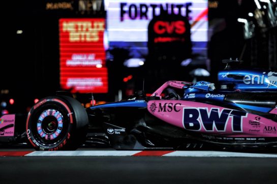 Pierre Gasly (FRA) Alpine F1 Team A525.
21.11.2025. Formula 1 World Championship, Rd 22, Las Vegas Grand Prix, Las Vegas, Nevada, USA, Qualifying Day.
- www.xpbimages.com, EMail: requests@xpbimages.com © Copyright: Bearne / XPB Images