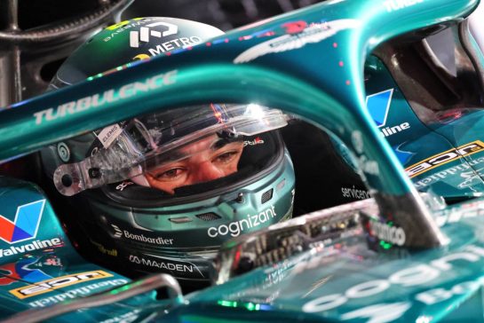 Lance Stroll (CDN) Aston Martin F1 Team AMR25 in the pits.
21.11.2025. Formula 1 World Championship, Rd 22, Las Vegas Grand Prix, Las Vegas, Nevada, USA, Qualifying Day.
- www.xpbimages.com, EMail: requests@xpbimages.com © Copyright: Batchelor / XPB Images