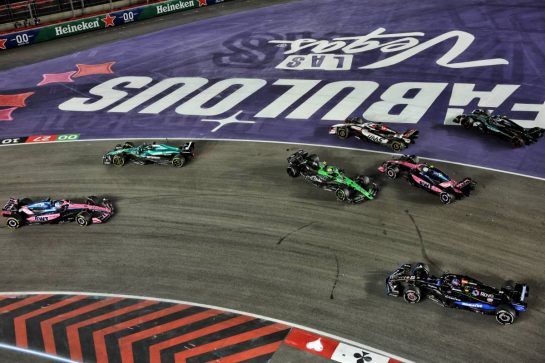 Pierre Gasly (FRA) Alpine F1 Team A525; Lance Stroll (CDN) Aston Martin F1 Team AMR25; Gabriel Bortoleto (BRA) Sauber C45 Esteban Ocon (FRA) Haas VF-25; Franco Colapinto (ARG) Alpine F1 Team A525; Andrea Kimi Antonelli (ITA) Mercedes AMG F1 W16; and Alexander Albon (THA) Atlassian Williams Racing FW47 at the start of the race.
22.11.2025. Formula 1 World Championship, Rd 22, Las Vegas Grand Prix, Las Vegas, Nevada, USA, Race Day.
- www.xpbimages.com, EMail: requests@xpbimages.com © Copyright: Bearne / XPB Images