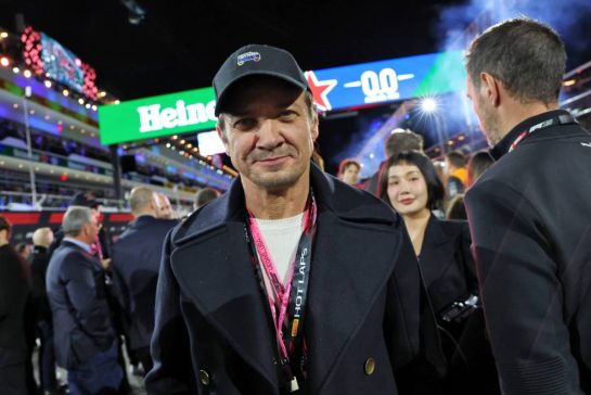 Jeremy Renner (USA) Actor.
22.11.2025. Formula 1 World Championship, Rd 22, Las Vegas Grand Prix, Las Vegas, Nevada, USA, Race Day.
- www.xpbimages.com, EMail: requests@xpbimages.com © Copyright: Batchelor / XPB Images