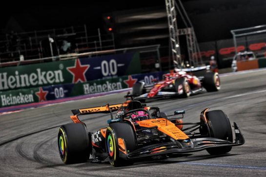 Oscar Piastri (AUS) McLaren MCL39.
22.11.2025. Formula 1 World Championship, Rd 22, Las Vegas Grand Prix, Las Vegas, Nevada, USA, Race Day.
- www.xpbimages.com, EMail: requests@xpbimages.com © Copyright: Batchelor / XPB Images