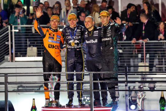 The podium (L to R): Lando Norris (GBR) McLaren, second; Max Verstappen (NLD) Red Bull Racing, race winner; Gianpiero Lambiase (ITA) Red Bull Racing Head of Racing; George Russell (GBR) Mercedes AMG F1, third.
22.11.2025. Formula 1 World Championship, Rd 22, Las Vegas Grand Prix, Las Vegas, Nevada, USA, Race Day.
- www.xpbimages.com, EMail: requests@xpbimages.com © Copyright: Charniaux / XPB Images