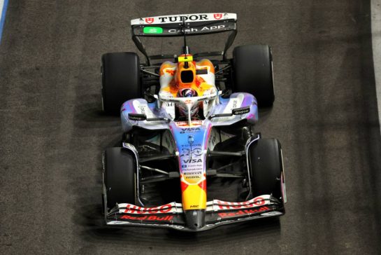 Liam Lawson (NZL) Racing Bulls VCARB 02.
22.11.2025. Formula 1 World Championship, Rd 22, Las Vegas Grand Prix, Las Vegas, Nevada, USA, Race Day.
- www.xpbimages.com, EMail: requests@xpbimages.com © Copyright: Bearne / XPB Images