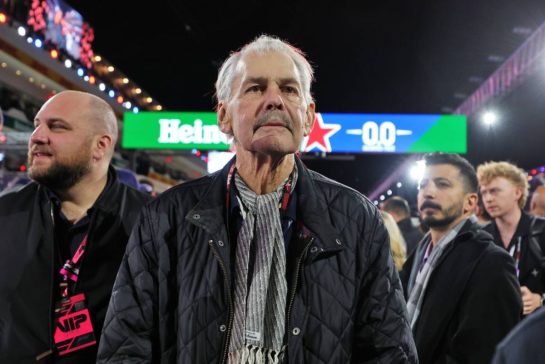Gordon Murray (RSA) on the grid.
22.11.2025. Formula 1 World Championship, Rd 22, Las Vegas Grand Prix, Las Vegas, Nevada, USA, Race Day.
- www.xpbimages.com, EMail: requests@xpbimages.com © Copyright: Moy / XPB Images