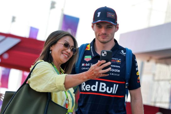 Max Verstappen (NLD) Red Bull Racing.
28.11.2025 Formula 1 World Championship, Rd 23, Qatar Grand Prix, Doha, Qatar, Sprint Qualifying Day.
- www.xpbimages.com, EMail: requests@xpbimages.com © Copyright: Moy / XPB Images