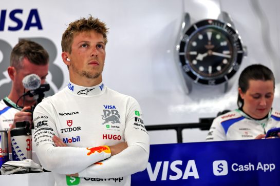 Liam Lawson (NZL) Racing Bulls.
28.11.2025 Formula 1 World Championship, Rd 23, Qatar Grand Prix, Doha, Qatar, Sprint Qualifying Day.
- www.xpbimages.com, EMail: requests@xpbimages.com © Copyright: Batchelor / XPB Images