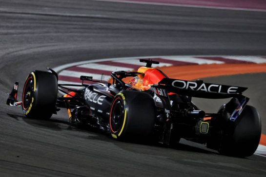 Max Verstappen (NLD) Red Bull Racing RB21.
28.11.2025 Formula 1 World Championship, Rd 23, Qatar Grand Prix, Doha, Qatar, Sprint Qualifying Day.
- www.xpbimages.com, EMail: requests@xpbimages.com © Copyright: Moy / XPB Images