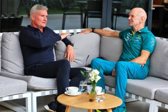 (L to R): David Coulthard (GBR) Channel 4 F1 Commentator with Adrian Newey (GBR) Aston Martin F1 Team Managing Technical Partner.
29.11.2025. Formula 1 World Championship, Rd 23, Qatar Grand Prix, Doha, Qatar, Sprint and Qualifying Day.
- www.xpbimages.com, EMail: requests@xpbimages.com © Copyright: Moy / XPB Images