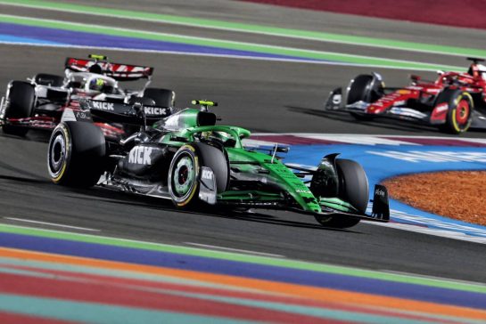 Gabriel Bortoleto (BRA) Sauber C45.
29.11.2025. Formula 1 World Championship, Rd 23, Qatar Grand Prix, Doha, Qatar, Sprint and Qualifying Day.
- www.xpbimages.com, EMail: requests@xpbimages.com © Copyright: Charniaux / XPB Images