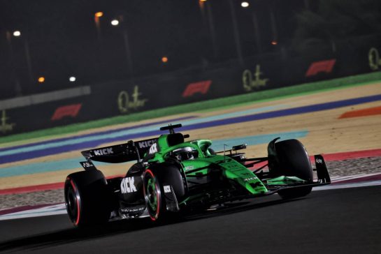 Nico Hulkenberg (GER) Sauber C45.
29.11.2025. Formula 1 World Championship, Rd 23, Qatar Grand Prix, Doha, Qatar, Sprint and Qualifying Day.
- www.xpbimages.com, EMail: requests@xpbimages.com © Copyright: Charniaux / XPB Images