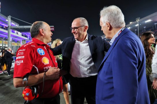 (L to R): Frederic Vasseur (FRA) Ferrari Team Principal with Stefano Domenicali (ITA) Formula One President and CEO and Piero Ferrari (ITA) Ferrari Vice-President on the grid.
30.11.2025. Formula 1 World Championship, Rd 23, Qatar Grand Prix, Doha, Qatar, Race Day.
- www.xpbimages.com, EMail: requests@xpbimages.com © Copyright: Batchelor / XPB Images