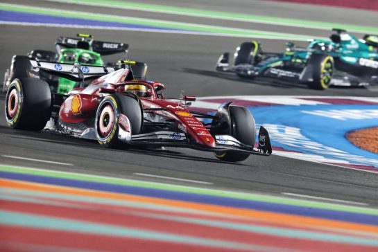 Lewis Hamilton (GBR) Ferrari SF-25.
30.11.2025. Formula 1 World Championship, Rd 23, Qatar Grand Prix, Doha, Qatar, Race Day.
- www.xpbimages.com, EMail: requests@xpbimages.com © Copyright: Charniaux / XPB Images