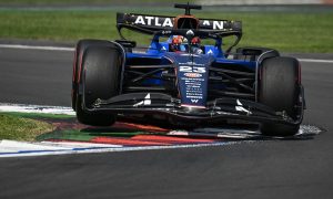 Williams looks to stabilize Albon with insights from Sainz’s car