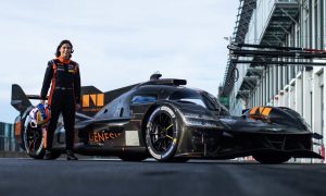 Chadwick makes history as first female Hypercar reserve driver