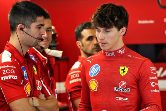 Arthur Leclerc (FRA) Ferrari Test Driver.
05.12.2025. Formula 1 World Championship, Rd 24, Abu Dhabi Grand Prix, Yas Marina Circuit, Abu Dhabi, Practice Day.
- www.xpbimages.com, EMail: requests@xpbimages.com © Copyright: Batchelor / XPB Images