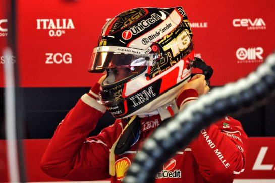 Charles Leclerc (MON) Ferrari.
05.12.2025. Formula 1 World Championship, Rd 24, Abu Dhabi Grand Prix, Yas Marina Circuit, Abu Dhabi, Practice Day.
- www.xpbimages.com, EMail: requests@xpbimages.com © Copyright: Batchelor / XPB Images