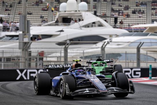 Carlos Sainz (ESP) Atlassian Williams Racing FW47.
05.12.2025. Formula 1 World Championship, Rd 24, Abu Dhabi Grand Prix, Yas Marina Circuit, Abu Dhabi, Practice Day.
- www.xpbimages.com, EMail: requests@xpbimages.com © Copyright: Moy / XPB Images