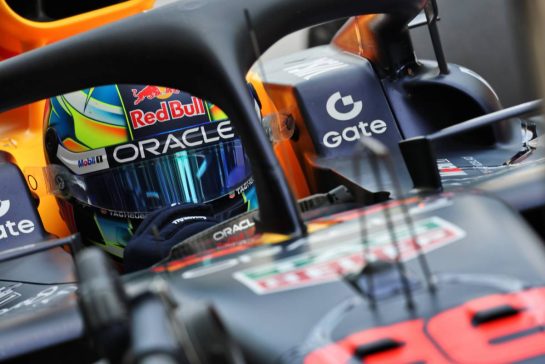 Arvid Lindblad (GBR) Red Bull Racing RB21 Junior Driver.
05.12.2025. Formula 1 World Championship, Rd 24, Abu Dhabi Grand Prix, Yas Marina Circuit, Abu Dhabi, Practice Day.
- www.xpbimages.com, EMail: requests@xpbimages.com © Copyright: Batchelor / XPB Images