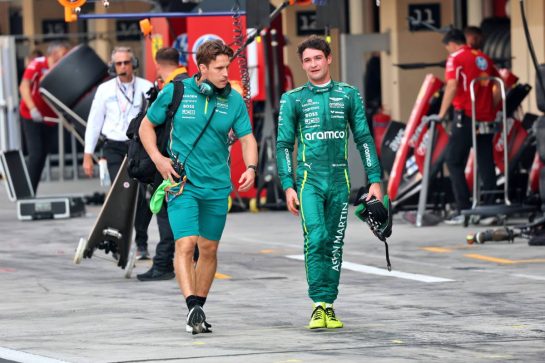 Jak Crawford (USA) Aston Martin F1 Team Development Driver (Right).
05.12.2025. Formula 1 World Championship, Rd 24, Abu Dhabi Grand Prix, Yas Marina Circuit, Abu Dhabi, Practice Day.
- www.xpbimages.com, EMail: requests@xpbimages.com © Copyright: Batchelor / XPB Images