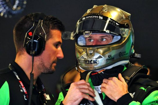 Nico Hulkenberg (GER) Sauber.
06.12.2025. Formula 1 World Championship, Rd 24, Abu Dhabi Grand Prix, Yas Marina Circuit, Abu Dhabi, Qualifying Day.
- www.xpbimages.com, EMail: requests@xpbimages.com © Copyright: Batchelor / XPB Images
