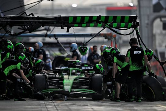 Nico Hulkenberg (GER) Sauber C45.
06.12.2025. Formula 1 World Championship, Rd 24, Abu Dhabi Grand Prix, Yas Marina Circuit, Abu Dhabi, Qualifying Day.
- www.xpbimages.com, EMail: requests@xpbimages.com © Copyright: Price	/ XPB Images