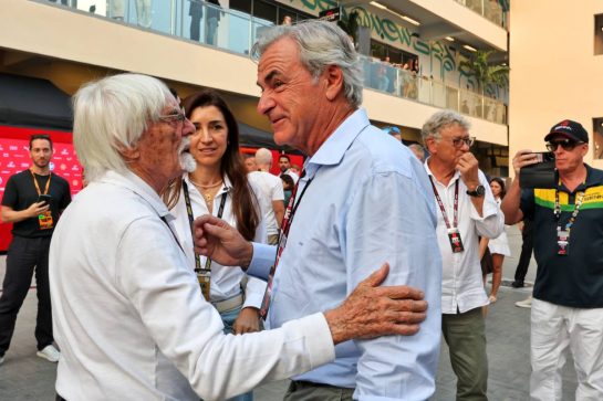 (L to R): Bernie Ecclestone (GBR) with his wife Fabiana Flosi (BRA) and Carlos Sainz (ESP).
06.12.2025. Formula 1 World Championship, Rd 24, Abu Dhabi Grand Prix, Yas Marina Circuit, Abu Dhabi, Qualifying Day.
- www.xpbimages.com, EMail: requests@xpbimages.com © Copyright: Moy / XPB Images