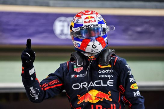 Max Verstappen (NLD) Red Bull Racing celebrates his pole position in qualifying parc ferme.
06.12.2025. Formula 1 World Championship, Rd 24, Abu Dhabi Grand Prix, Yas Marina Circuit, Abu Dhabi, Qualifying Day.
- www.xpbimages.com, EMail: requests@xpbimages.com © Copyright: Batchelor / XPB Images