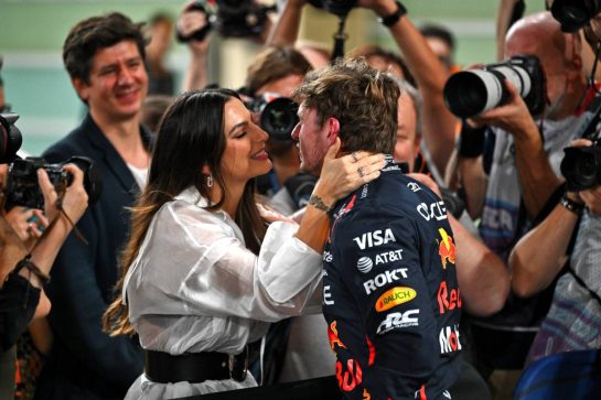 Max Verstappen (NLD) Red Bull Racing celebrates his pole position in qualifying parc ferme with his girlfriend Kelly Piquet (BRA).
06.12.2025. Formula 1 World Championship, Rd 24, Abu Dhabi Grand Prix, Yas Marina Circuit, Abu Dhabi, Qualifying Day.
- www.xpbimages.com, EMail: requests@xpbimages.com © Copyright: Price	/ XPB Images