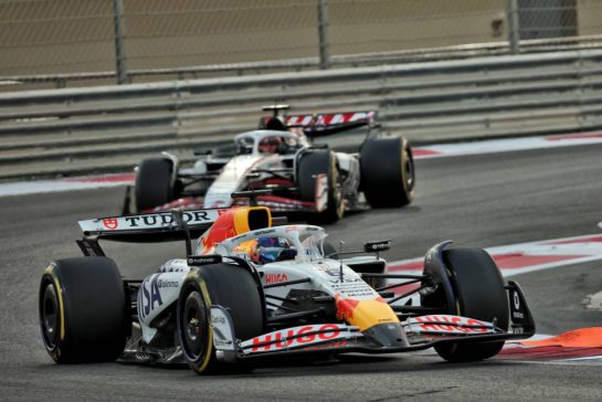 Isack Hadjar (FRA) Racing Bulls VCARB 02.
07.12.2025. Formula 1 World Championship, Rd 24, Abu Dhabi Grand Prix, Yas Marina Circuit, Abu Dhabi, Race Day.
- www.xpbimages.com, EMail: requests@xpbimages.com © Copyright: Batchelor / XPB Images