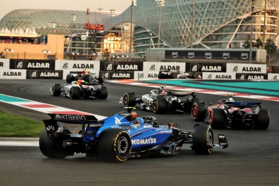 Carlos Sainz (ESP) Atlassian Williams Racing FW47.
07.12.2025. Formula 1 World Championship, Rd 24, Abu Dhabi Grand Prix, Yas Marina Circuit, Abu Dhabi, Race Day.
- www.xpbimages.com, EMail: requests@xpbimages.com © Copyright: Bearne / XPB Images