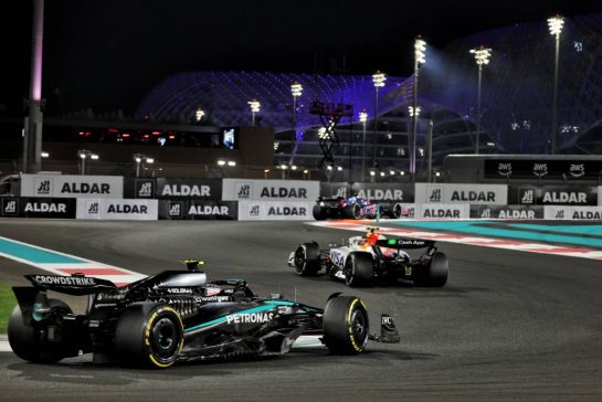 Andrea Kimi Antonelli (ITA) Mercedes AMG F1 W16.
07.12.2025. Formula 1 World Championship, Rd 24, Abu Dhabi Grand Prix, Yas Marina Circuit, Abu Dhabi, Race Day.
- www.xpbimages.com, EMail: requests@xpbimages.com © Copyright: Bearne / XPB Images