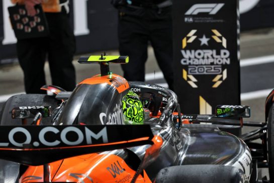 Third placed World Champion in parc ferme at the end of the race.
07.12.2025. Formula 1 World Championship, Rd 24, Abu Dhabi Grand Prix, Yas Marina Circuit, Abu Dhabi, Race Day.
- www.xpbimages.com, EMail: requests@xpbimages.com © Copyright: Batchelor / XPB Images
