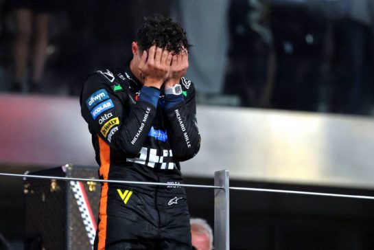 Third placed World Champion Lando Norris (GBR) McLaren celebrates on the podium.
07.12.2025. Formula 1 World Championship, Rd 24, Abu Dhabi Grand Prix, Yas Marina Circuit, Abu Dhabi, Race Day.
- www.xpbimages.com, EMail: requests@xpbimages.com © Copyright: Moy / XPB Images