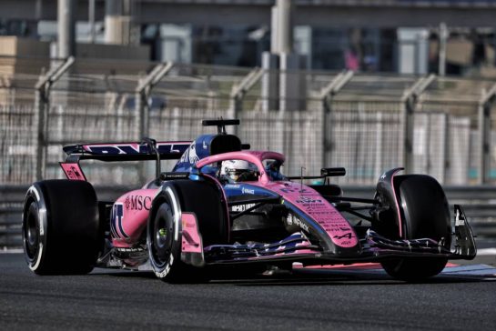 Kevin Magnussen (DEN) Haas VF-24.
09.12.2025. Formula 1 Testing, Yas Marina Circuit, Abu Dhabi, Tuesday.
- www.xpbimages.com, EMail: requests@xpbimages.com © Copyright: Moy / XPB Images